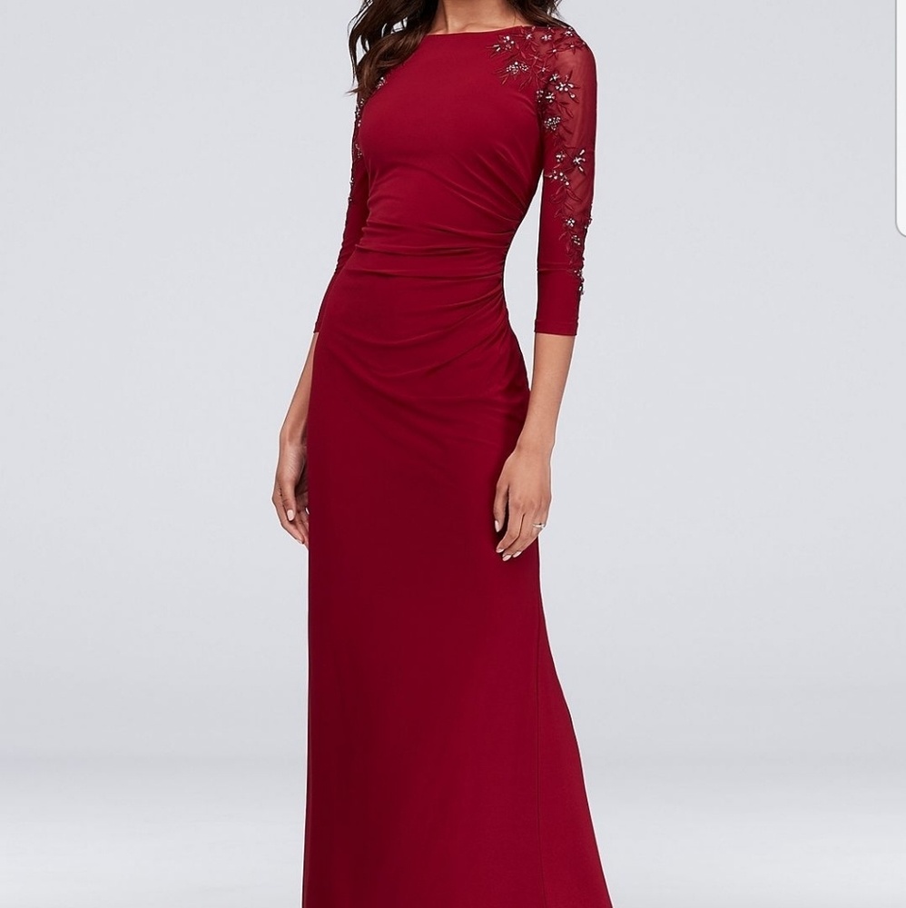 David's bridal 3/4 sleeve boatneck sheath dress